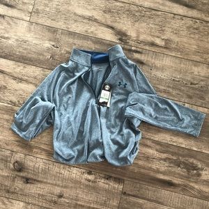 UNDER ARMOUR PULLOVER